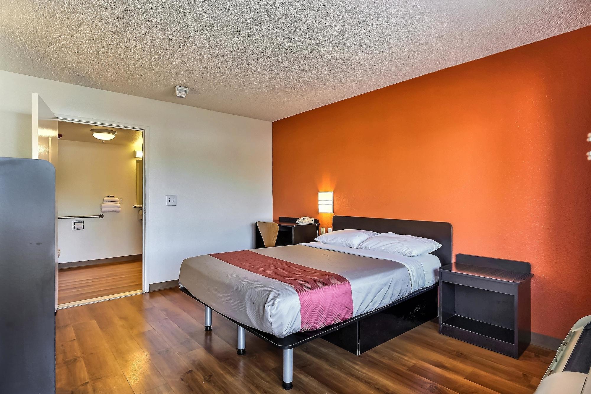 Motel 6-Oakland, Ca - Embarcadero Exterior photo
