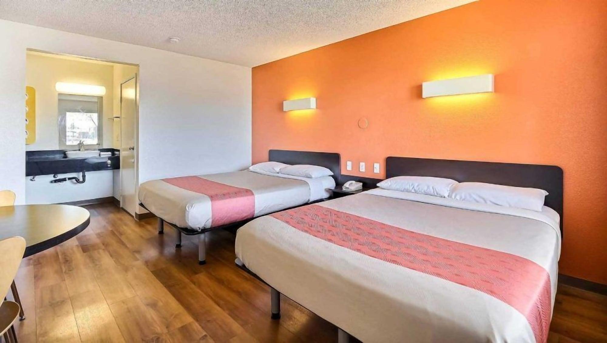 Motel 6-Oakland, Ca - Embarcadero Exterior photo