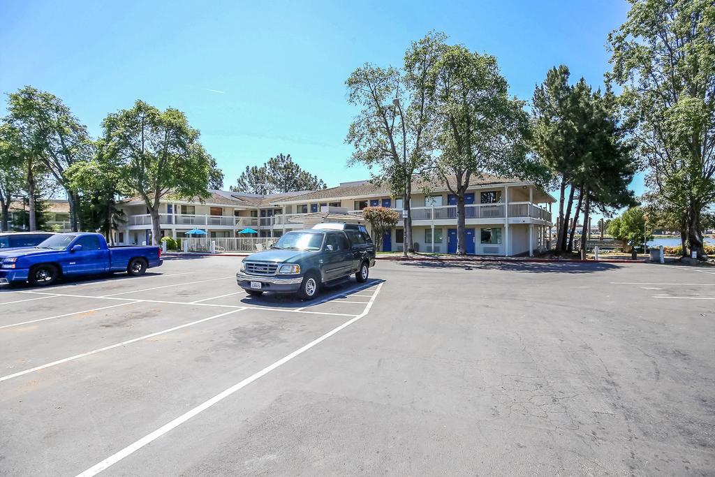 Motel 6-Oakland, Ca - Embarcadero Exterior photo